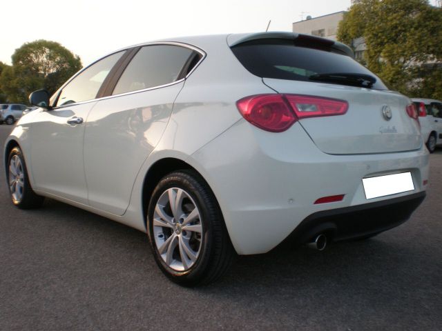 Alfa Romeo Alfa Giulietta 1.6 td, full, da vetrina