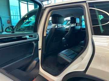 MYAUTOCENTER – Gebraucht- und Jahreswagen mit Werkstattservice in Pfaffenhofen Volkswagen Touareg V6 TDI *Terrain Tech*4Motion*AHK*