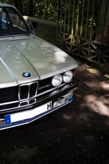 BMW E21 323i  - silberne BMW 323