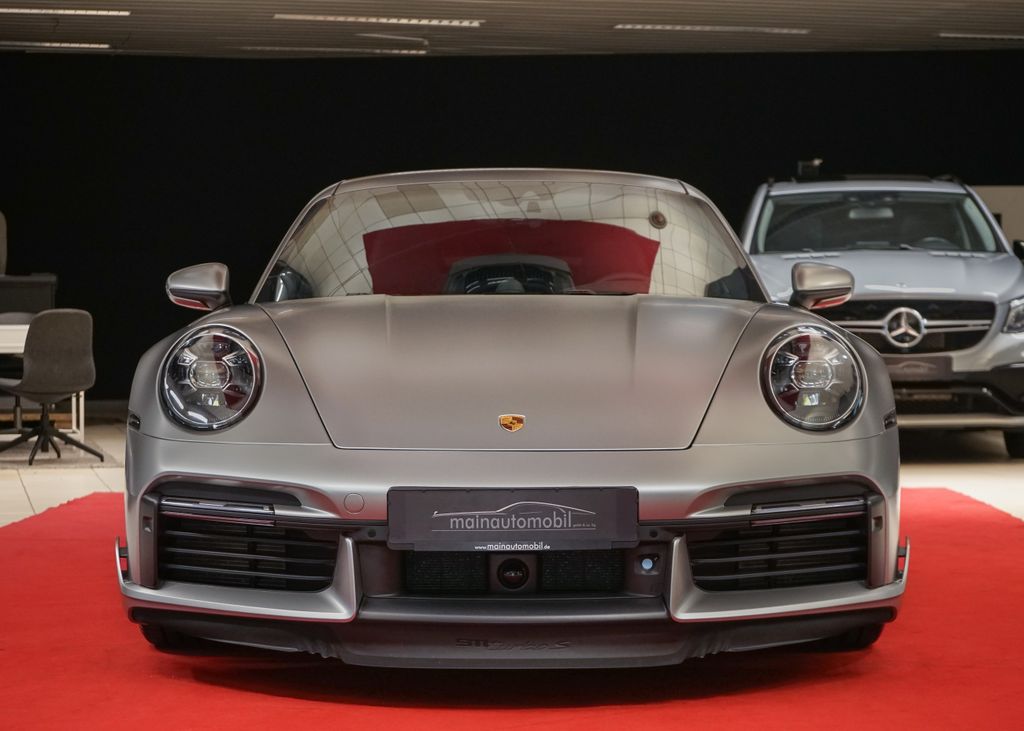 Porsche 992