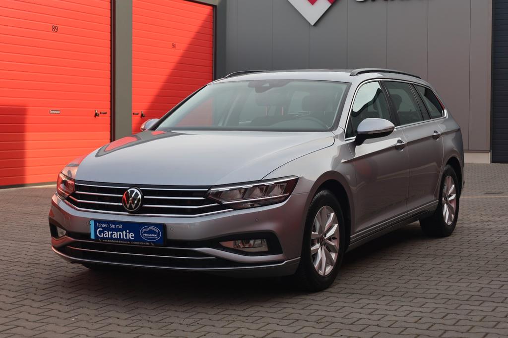 Volkswagen Passat Variant Business Navi Kamera DAB Radio 2021