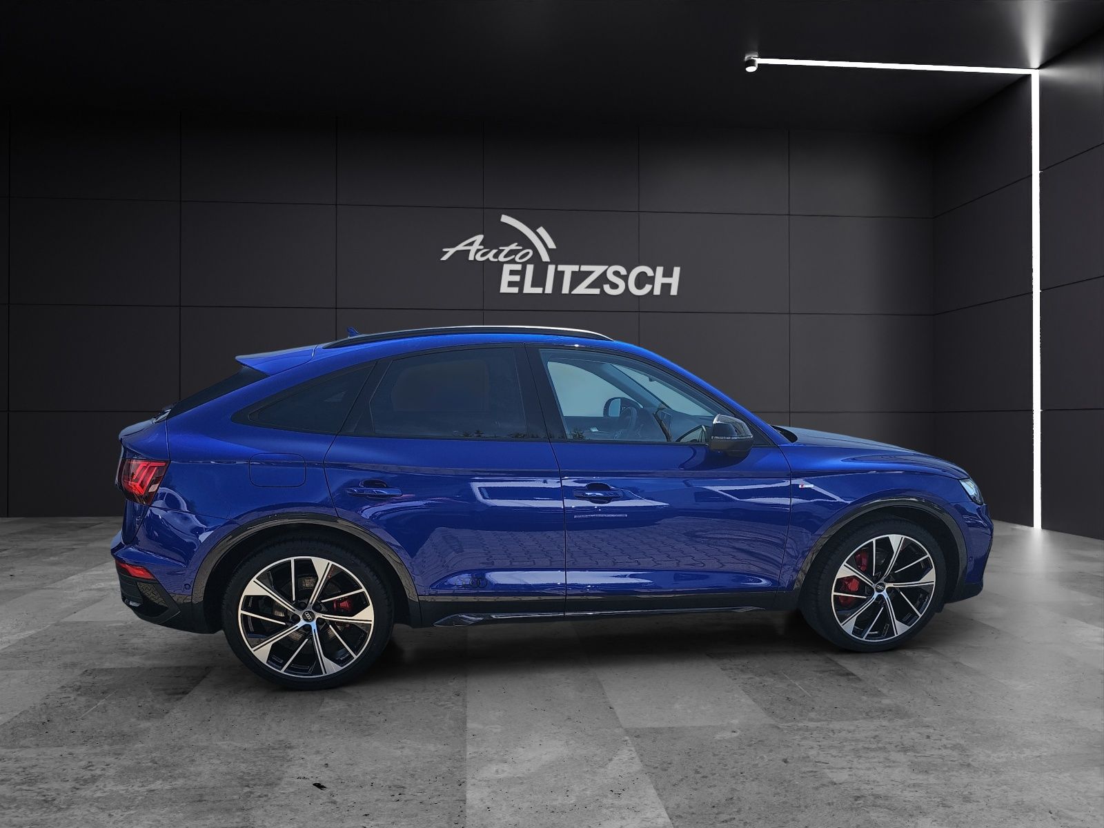 Fahrzeugabbildung Audi Q5 Sportback S line 40 TDI quattro, LUFT MATRIX