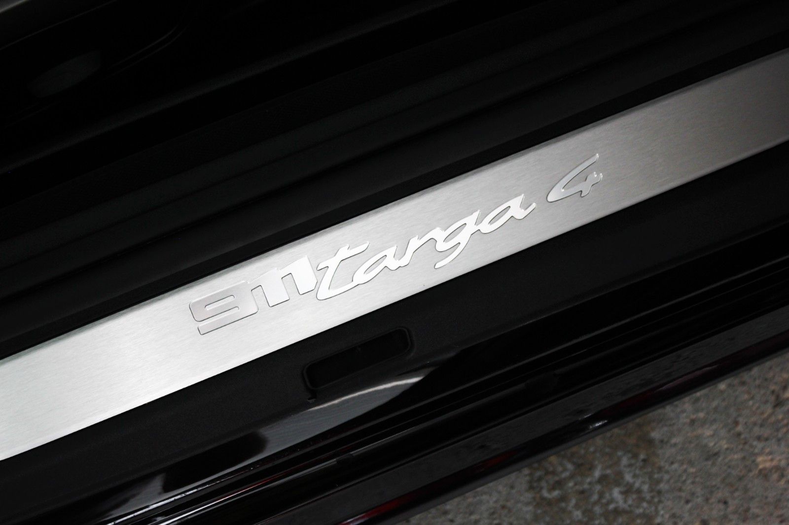 Fahrzeugabbildung Porsche 992 911 Targa 4 Sport Chrono Abgas ACC