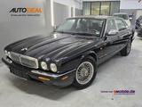 Jaguar XJ Executive 3.2 V8*SHZ*Navi*Rentnerfahrzeug* - Jaguar XJ R mit Benzin-Antrieb