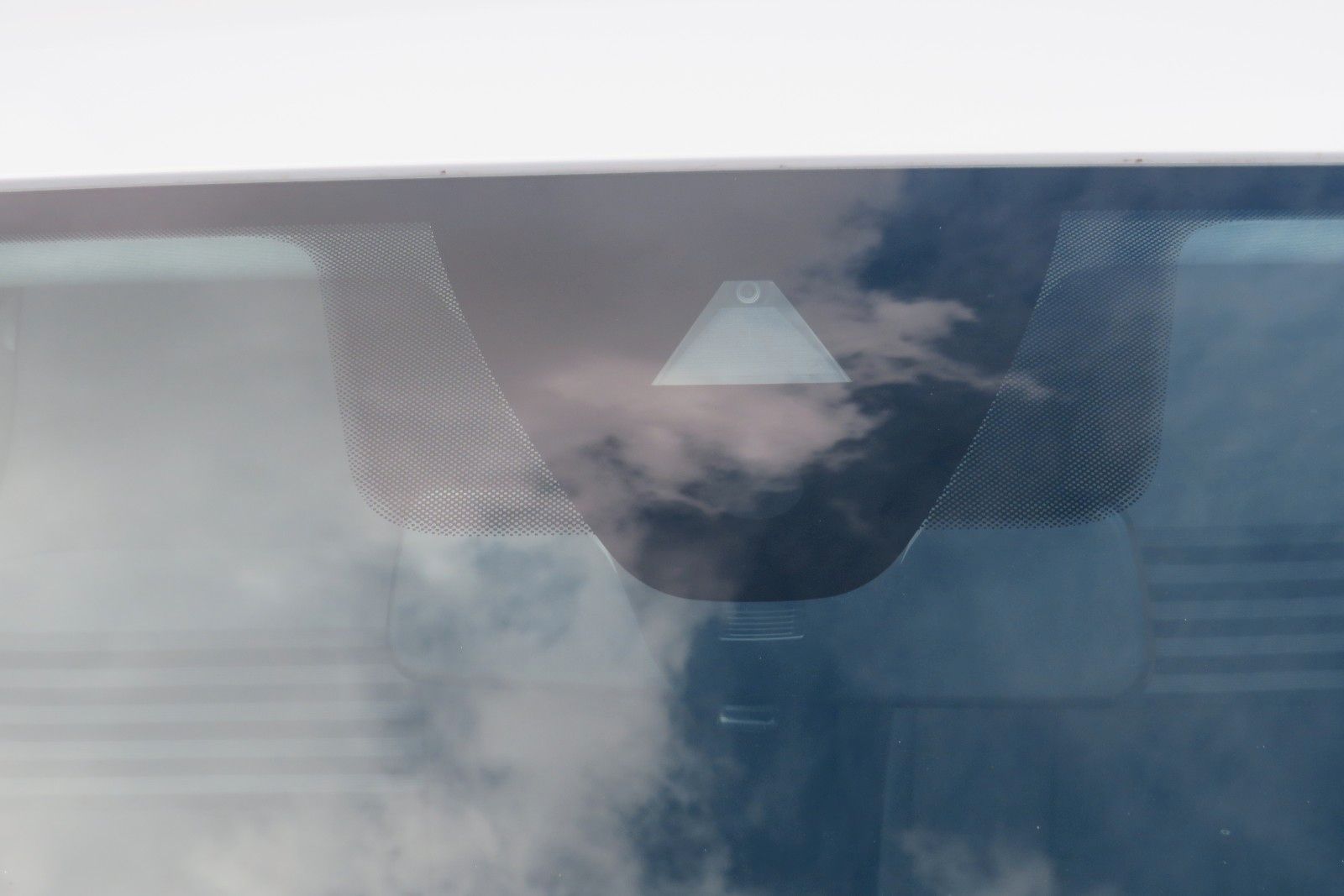 Fahrzeugabbildung Volkswagen up! 4T SITZH. GJ KLIMA TELVOR MAPS&MORE 1.HD