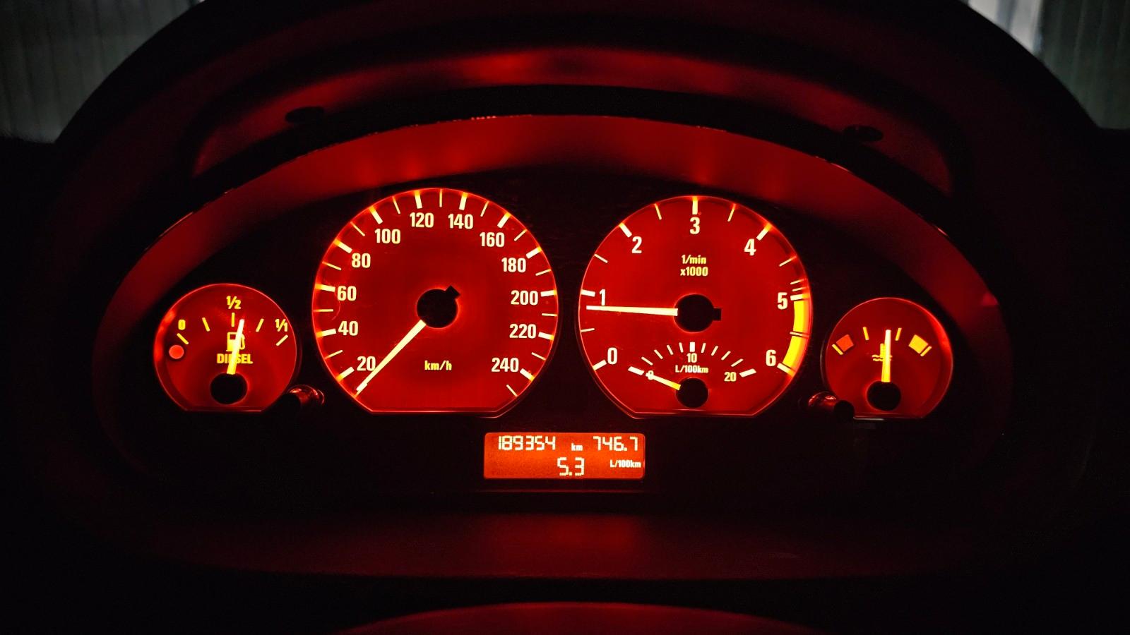 BMW 320 2004 — photo 14