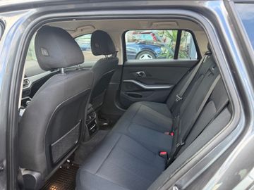 BMW 320 - 8