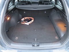 KIA cee'd Sportswagon 1.6 PHEV Platinum Edition LED KIA cee'd Sportswagon 1.6 PHEV Platinum Edition LED