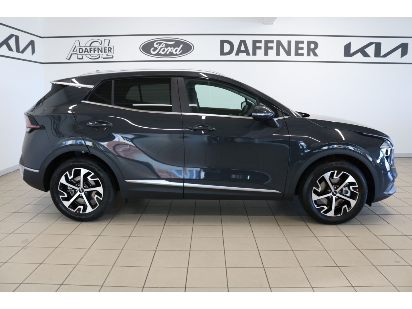 Fahrzeugabbildung Kia Sportage Ultimate Edition MHEV P1 Komfort-Paket