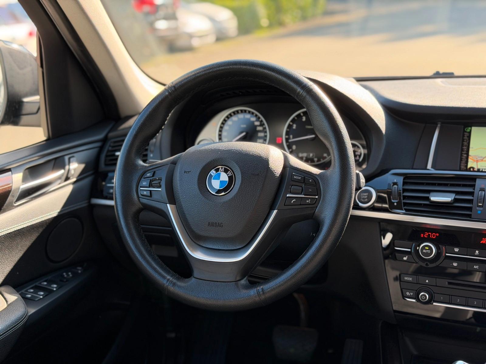BMW X3 xDrive 20 i xLine Garantie*1.Hand*Kamera*Navi