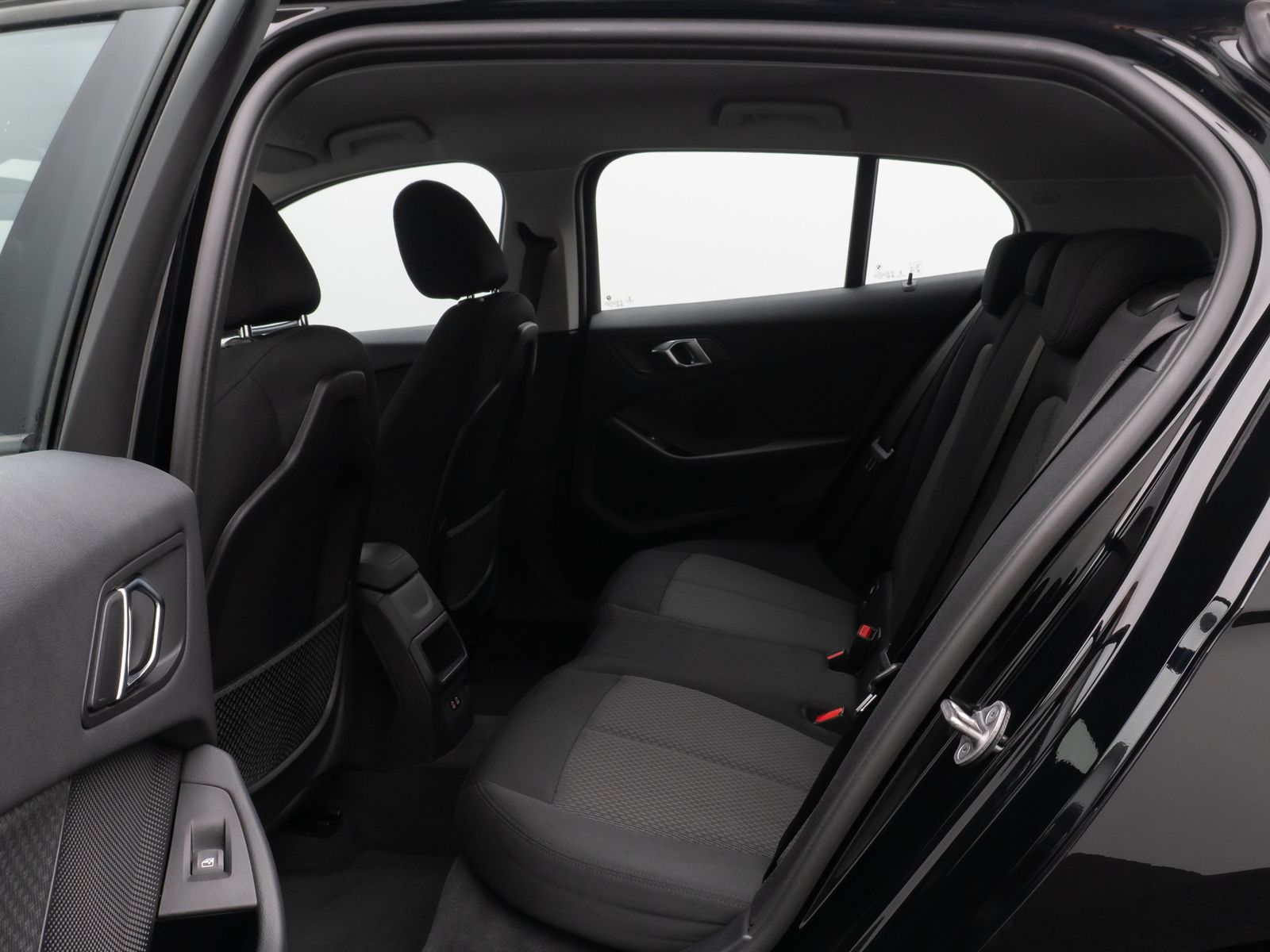 Fahrzeugabbildung BMW 118d DAB CockPitPro PDC LED Geschwindigkeitsreg.