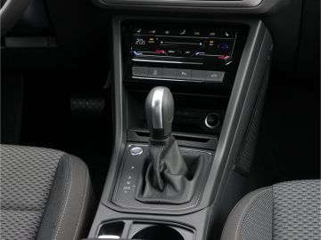 Volkswagen Touran Comfortline 1.5 TSI DSG 7-Sitzer
