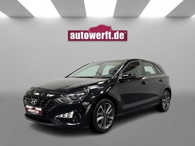 Hyundai i30 1.0 T-GDI Aut. NAVI KAMERA PDC 17Z CARPLAY