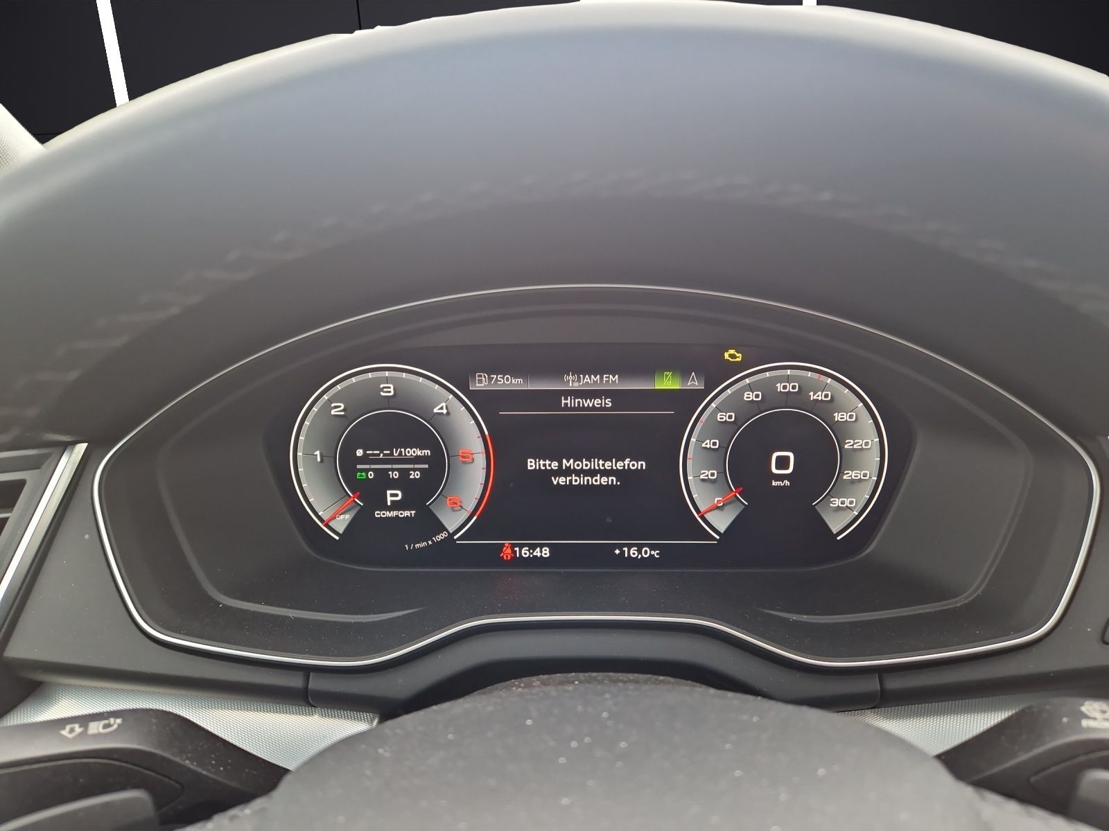 Fahrzeugabbildung Audi Q5 40 TDI quattro S line Navi RearView