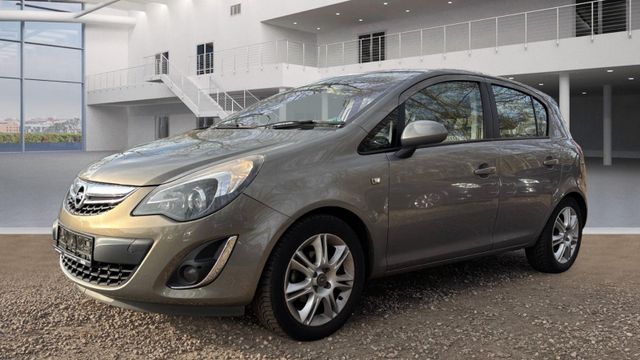 Opel Corsa D Innovati*Garantie*Automatik*Panorama*NAV