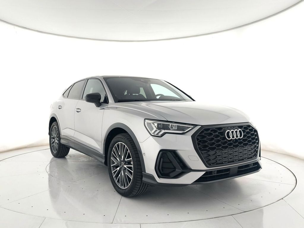 Image of Audi Q3