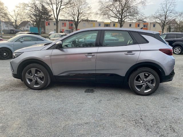 Fahrzeugabbildung Opel Grandland 1.2 Turbo GS-Line 96KW Automatik