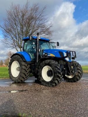 New Holland T7030 AUTOCOMMAND