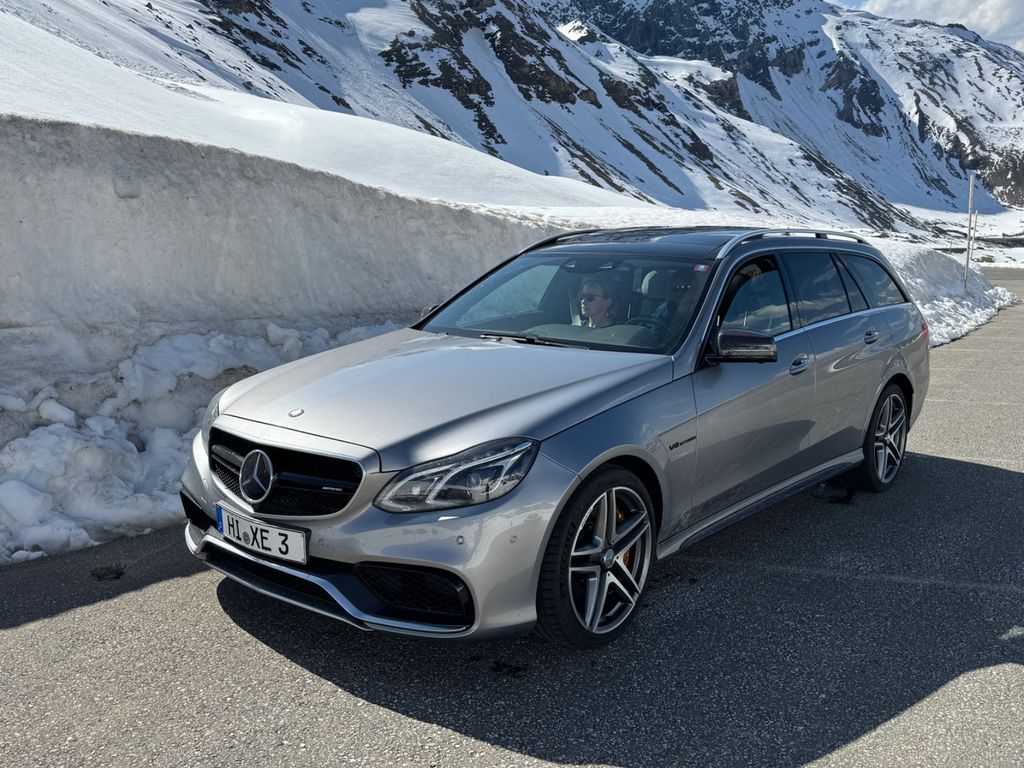 Mercedes-Benz E 63 AMG