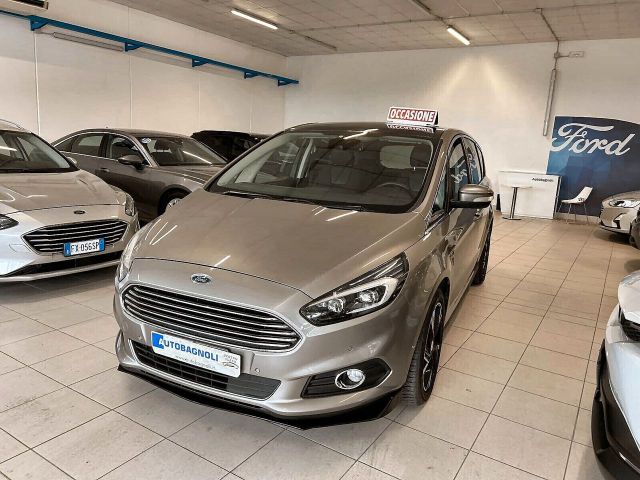 Ford S-Max TITANIUM 2.0 TDCi Powershift AWD