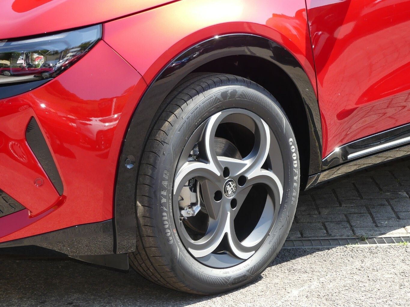 Alfa Romeo Junior Ibrida Sport Speciale 1.2VGT imagem 3