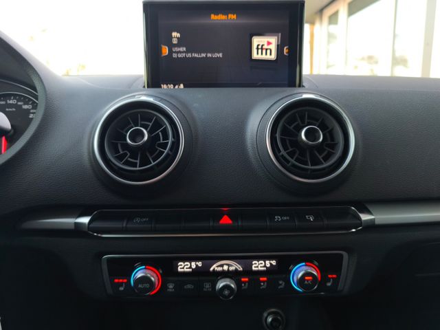Audi A3 1.4 TFSI ultra S-tro*Bi-Xen*Navi*Alu*SHZ*PDC*