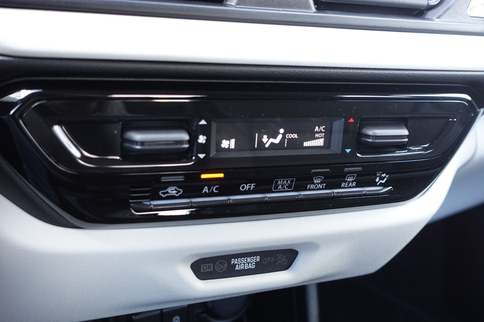 Fahrzeugabbildung Suzuki Swift Comfort 1.2,Navi,Sitzhz,Kamera,Alu,DAB,LED