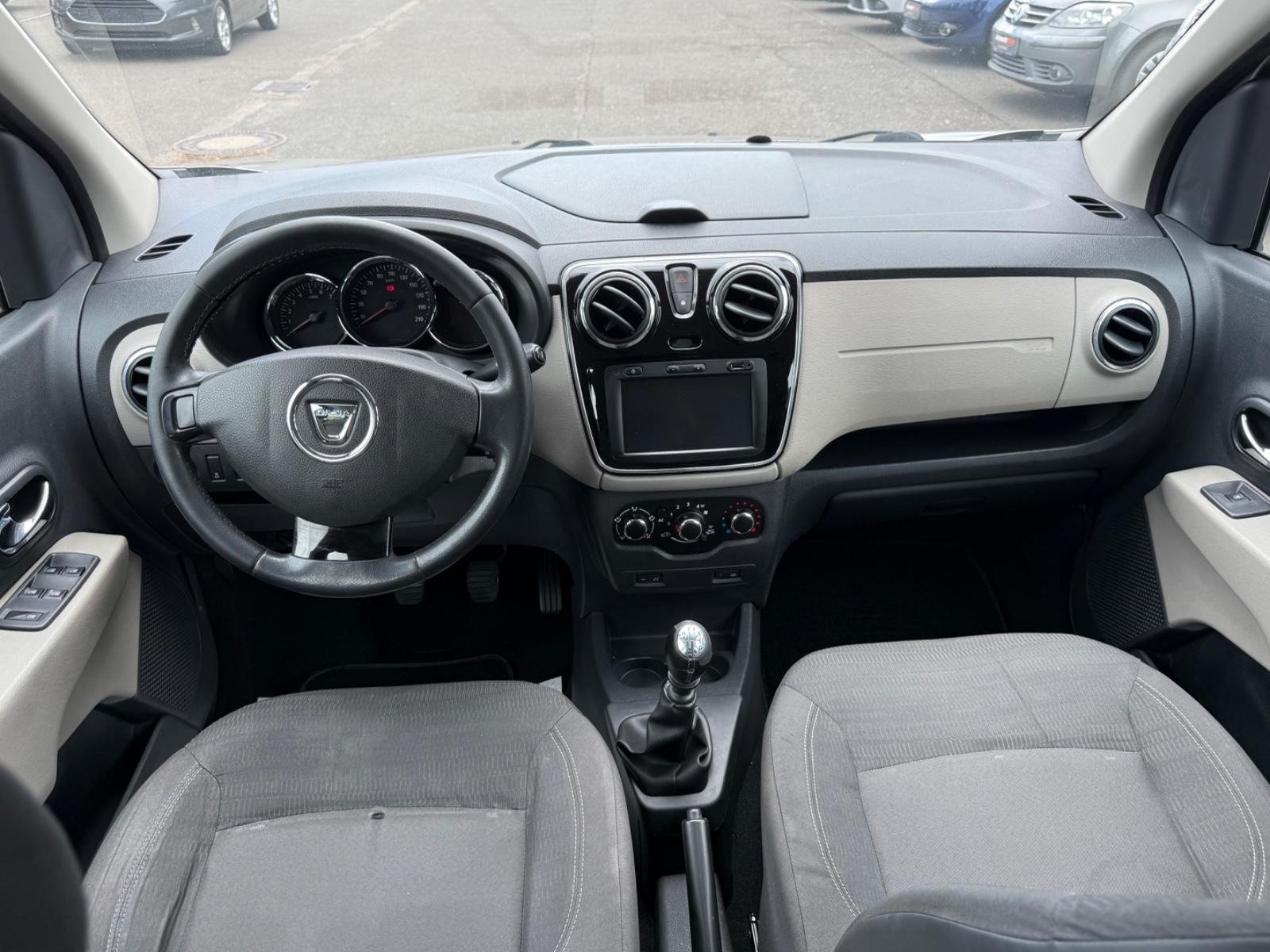 Dacia Lodgy 2013 — photo 14