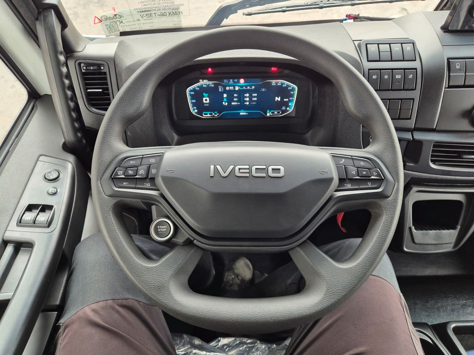 Fahrzeugabbildung Iveco Eurocargo ML160E28/FP Böse Schwenkwand LBW 2xAHK