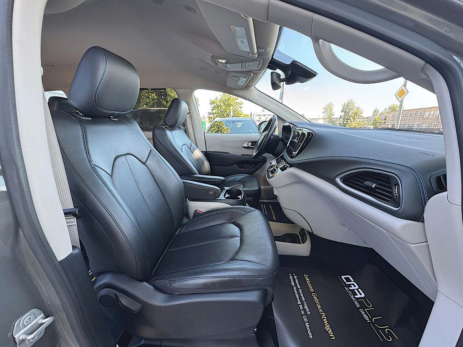 Fahrzeugabbildung Chrysler Pacifica 3.6 L V6 LIMITED LPG  *LED*CarPlay*ACC*