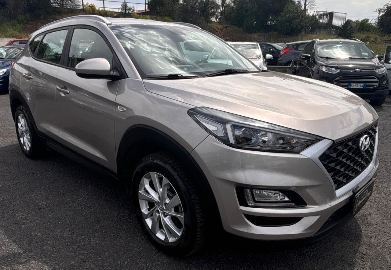 HYUNDAI Tucson