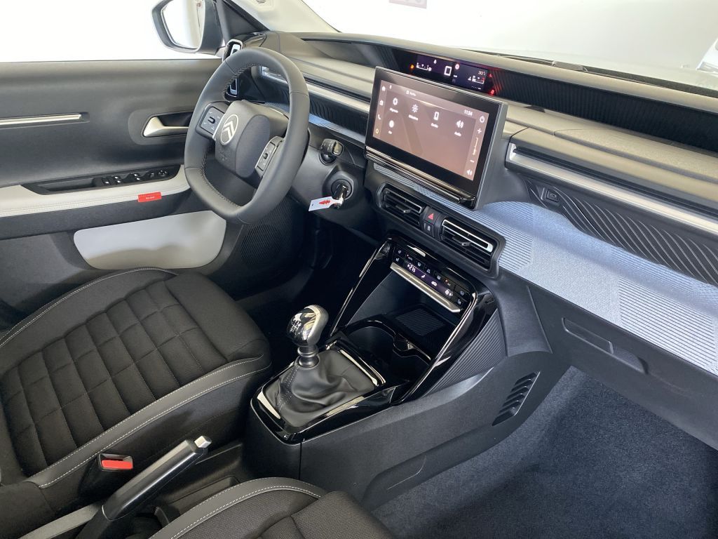 Fahrzeugabbildung Citroën C3 Aircross Turbo 100 PLUS *Allwetterr.*Sitzh.*