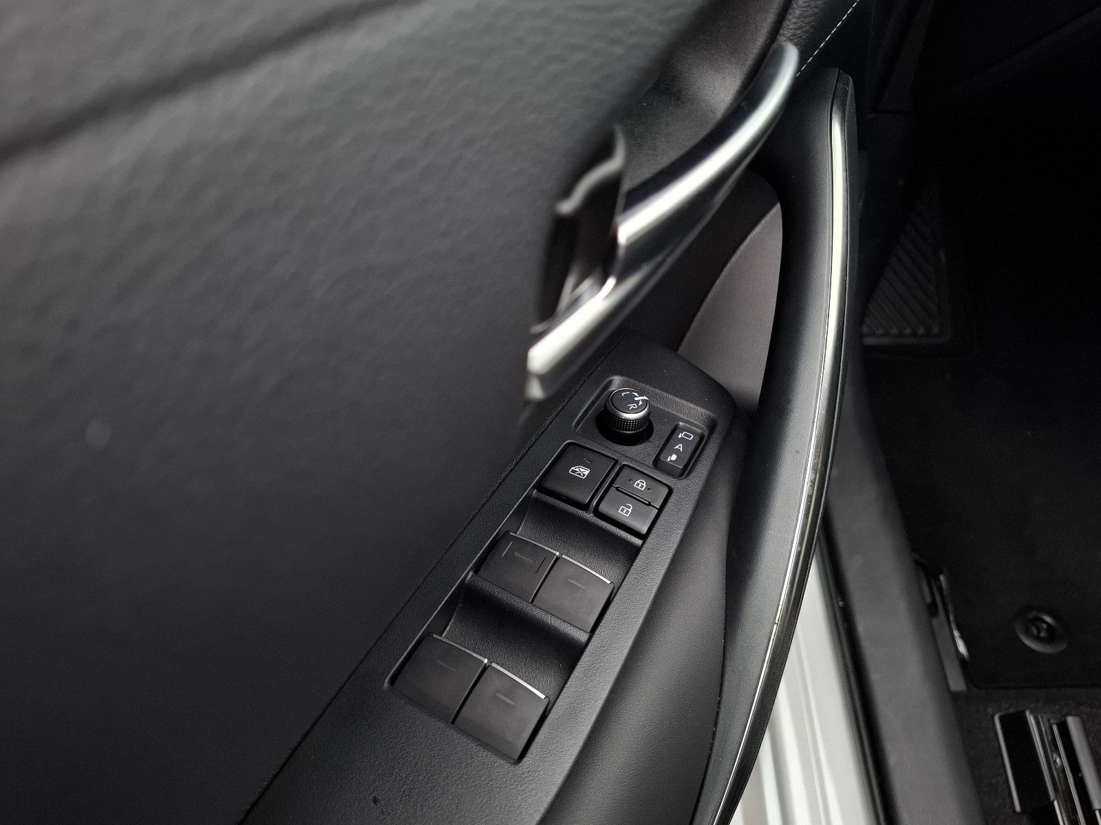 Suzuki Swace - Bild 17