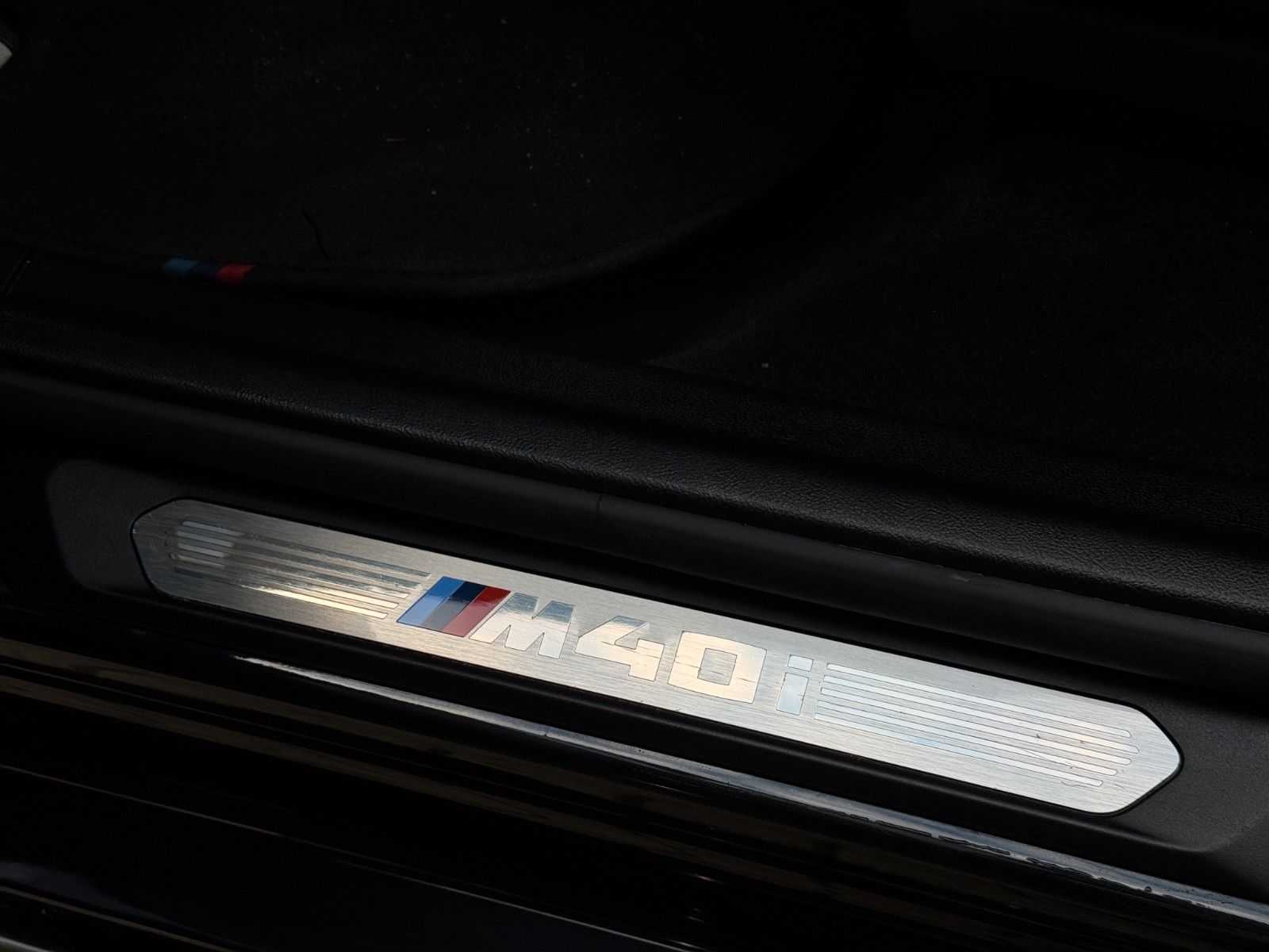 Fahrzeugabbildung BMW X3 M40i Pano/HUD/Bhz.Sport.Lenkrad/Elektr.Sitze