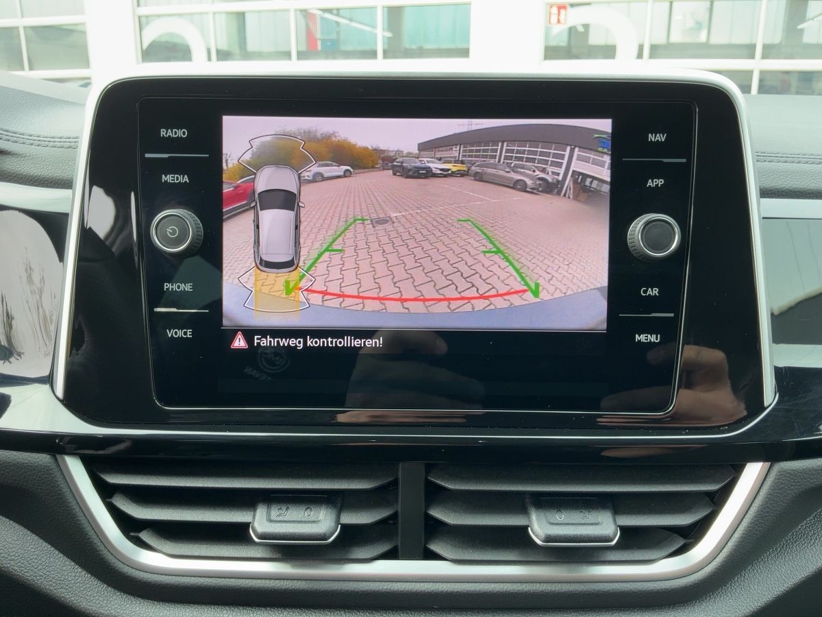 Volkswagen T-Roc - Bild 16