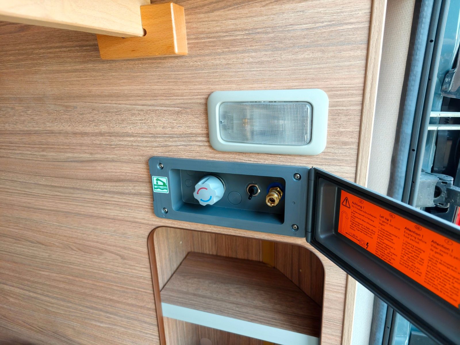 Fahrzeugabbildung Weinsberg CaraBus 600 ME EDITION [FIRE] *Aufstelldach*LED