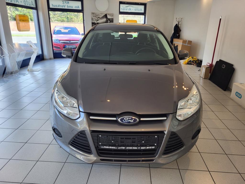 Ford Focus Kombi 1.0 EcoBoost - Zahnriemen neu