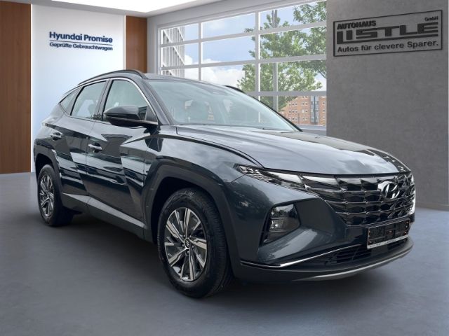 Fahrzeugabbildung Hyundai Tucson Select 2WD+LED-Paket Navi Digitales Cockp