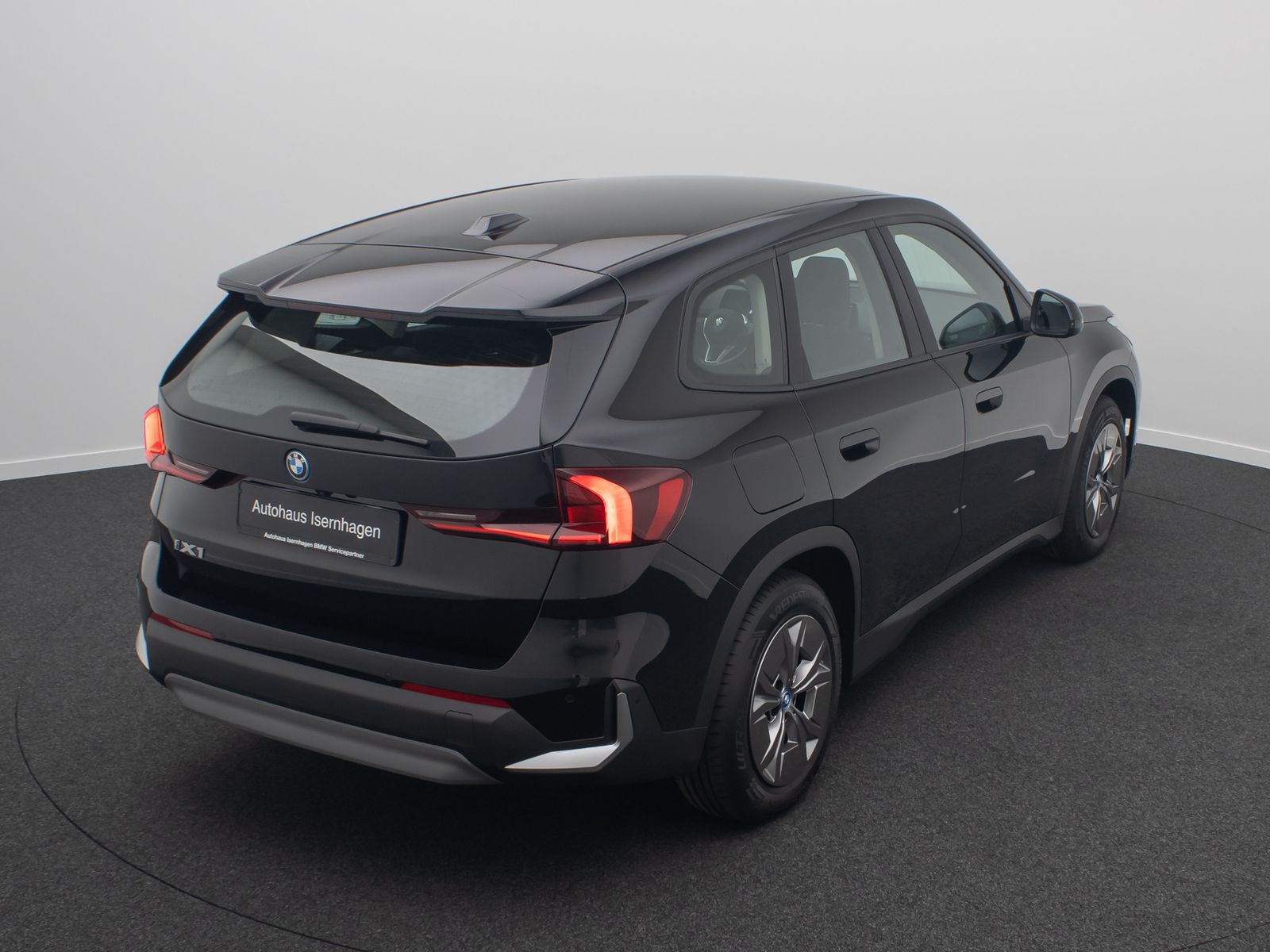 Fahrzeugabbildung BMW iX1 xD30 GeschwindigReg DAB Kamera LED Widscreen