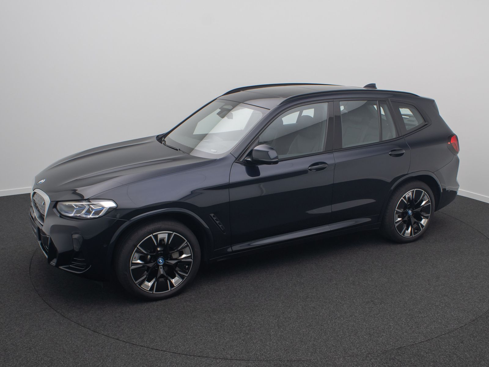 Fahrzeugabbildung BMW iX3 IMPRESSIVE DAB HUD Laser ACC 360°Panoram 20"