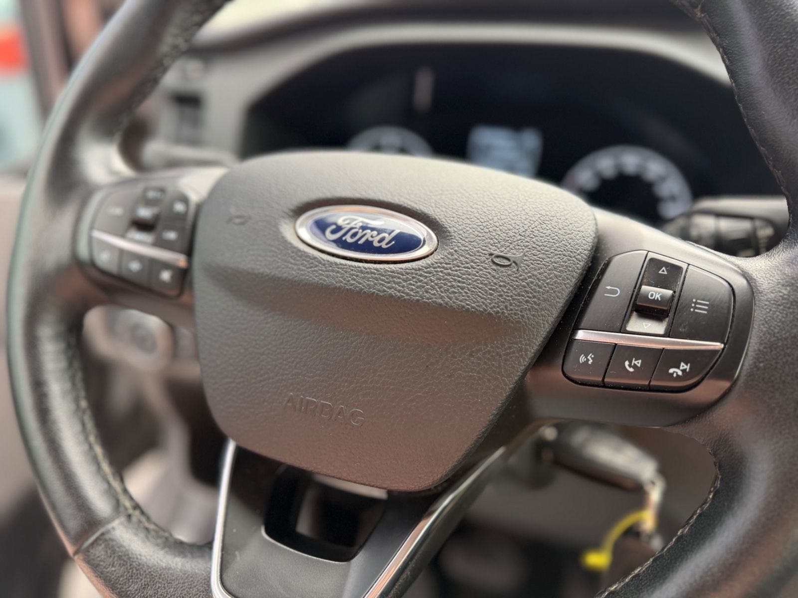 Transit Custom  2.0 TDCI Autom. 9 Sitzer