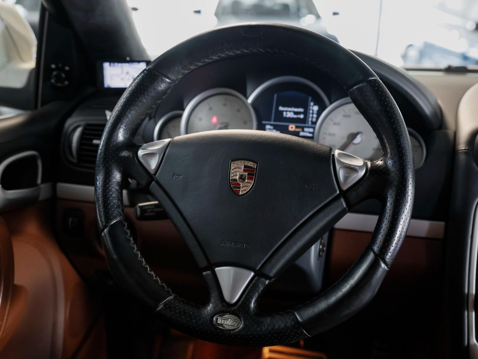 Porsche Cayenne Turbo TECHART *KAMERA-BiXENON-BOSE-MEMOR