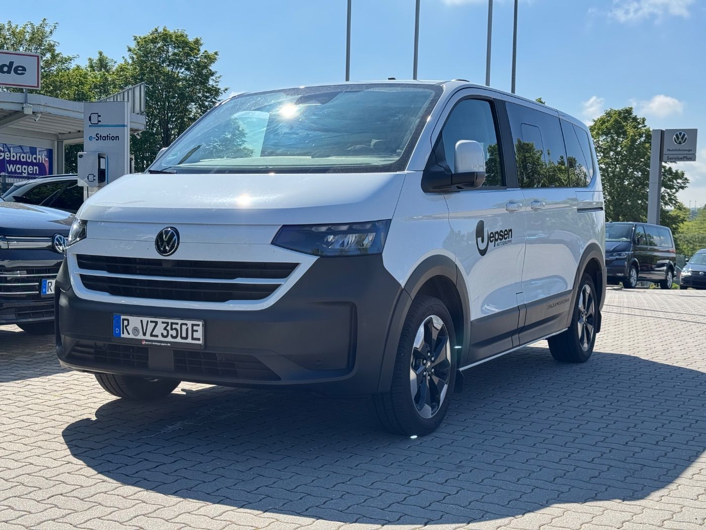 Volkswagen T7 Caravelle - Bild 2