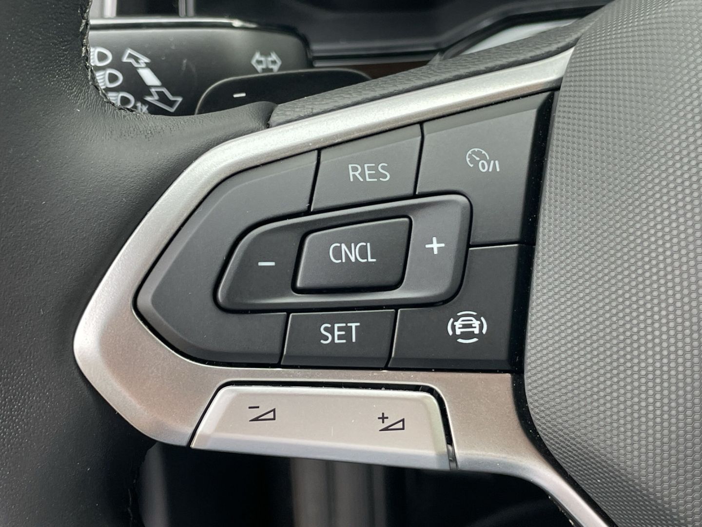 Polo 1.0TSI DSG Life Kamera/Navi/App-Connect/LED