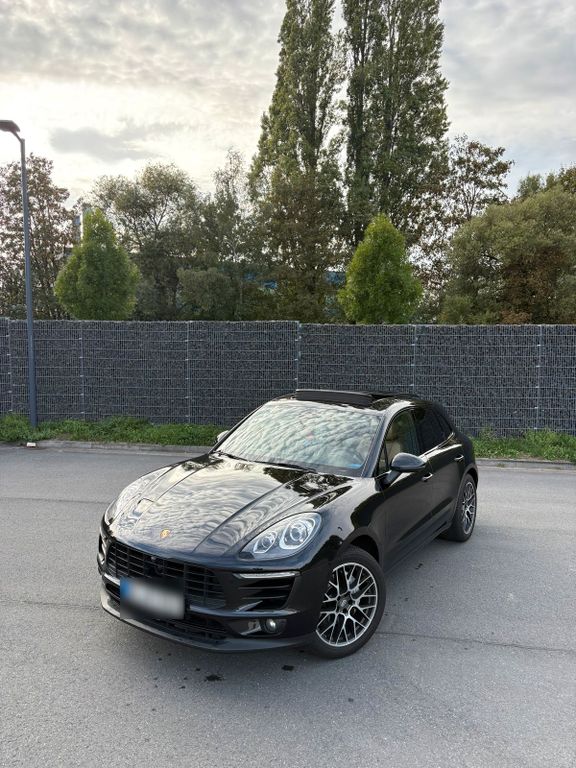 Image of Porsche Macan