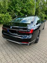 BMW 745e - - BMW 7er Reihe mit Hybrid-Antrieb