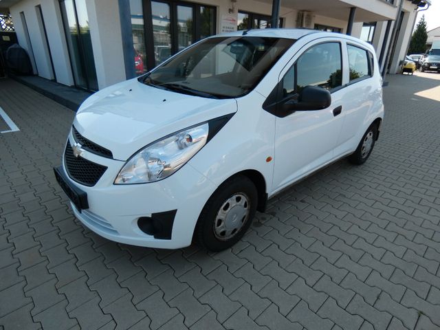 Chevrolet Spark 1,0 Lim 4 Türen Weiss