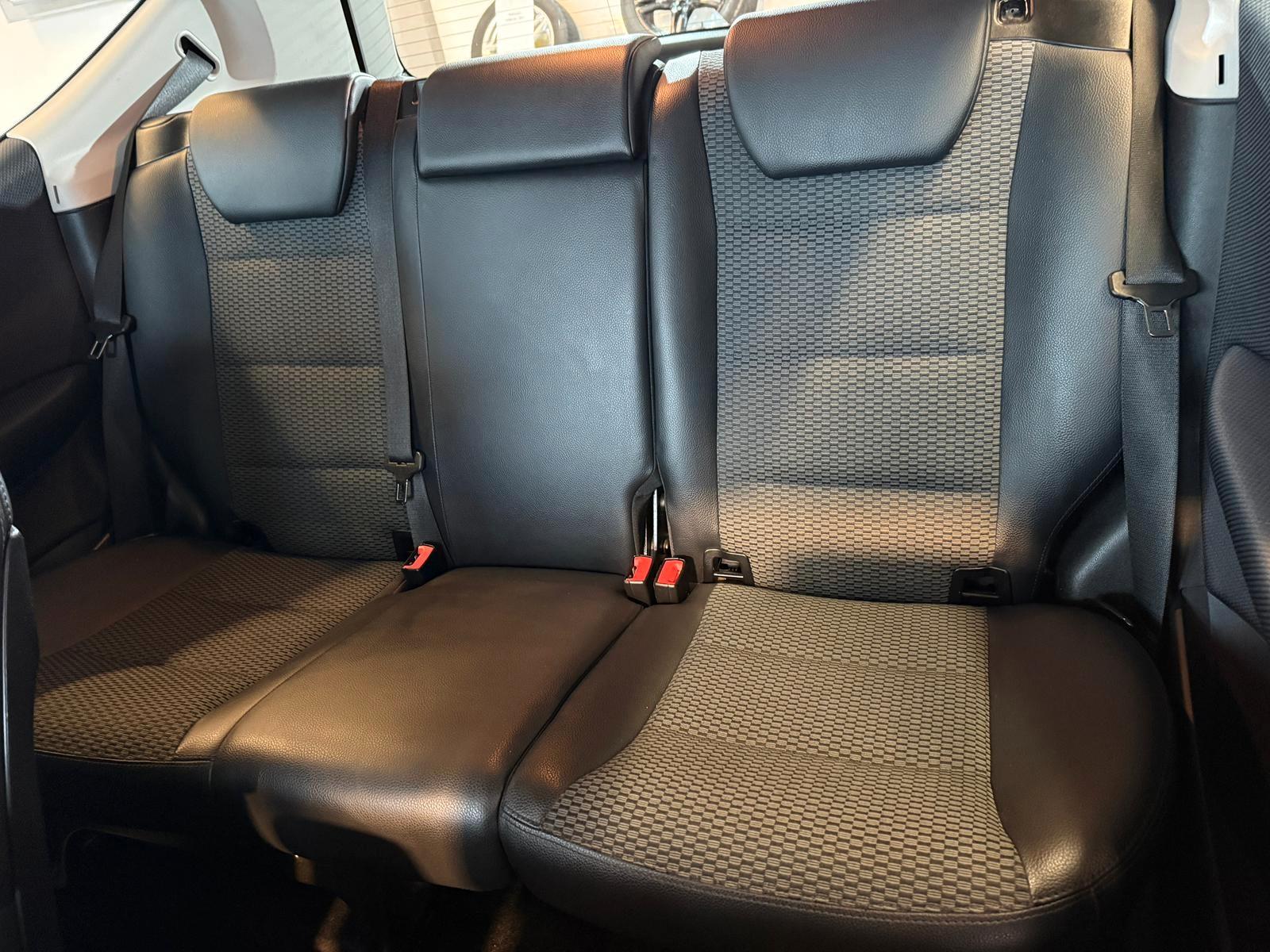 Mercedes-Benz A 180 Elegance / Teilleder / Automatik / Klima