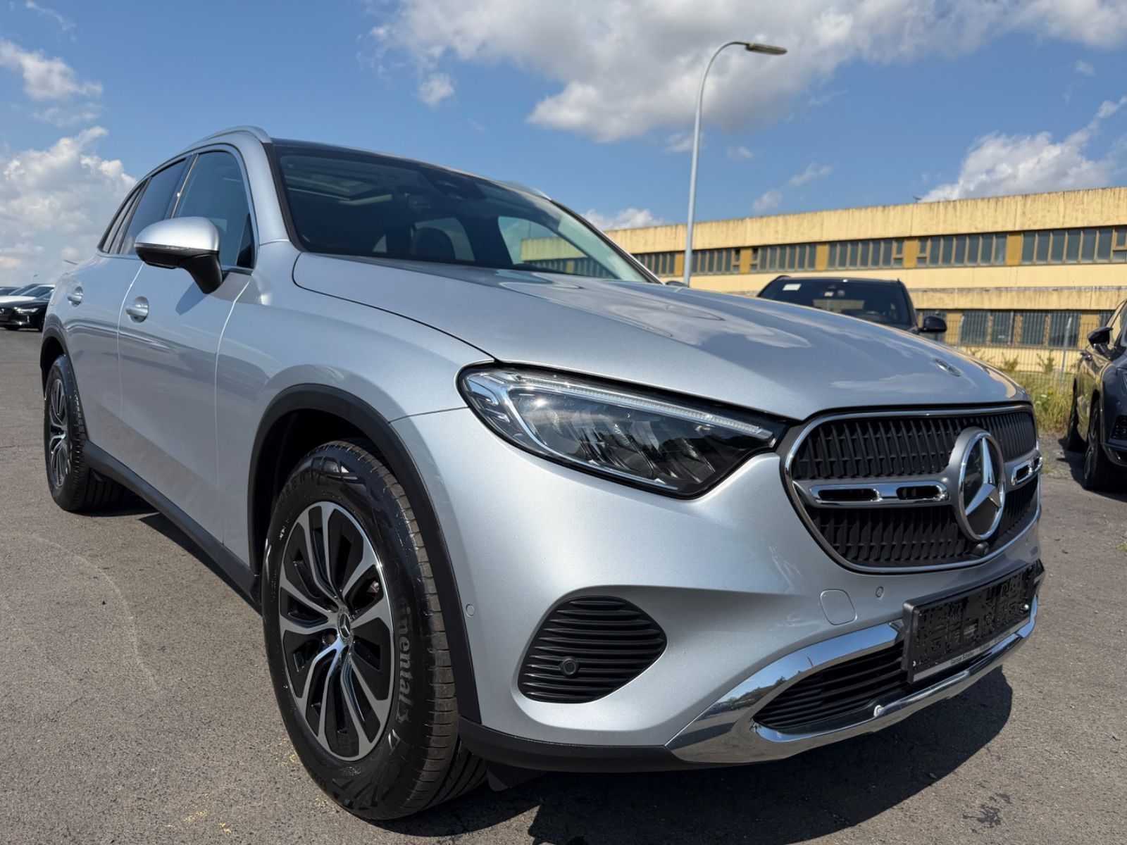 Mercedes-Benz GLC 220 d 4Matic Pano 1.Hand 360* Navi LED AHK imagem 3