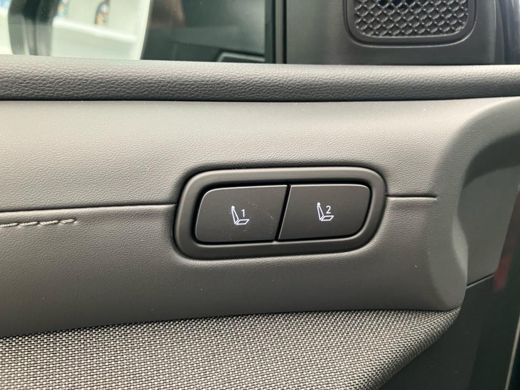 Fahrzeugabbildung Hyundai TUCSON PHEV 1.6 T-GDi 2WD 6-AT Prime 360 4xSHZ